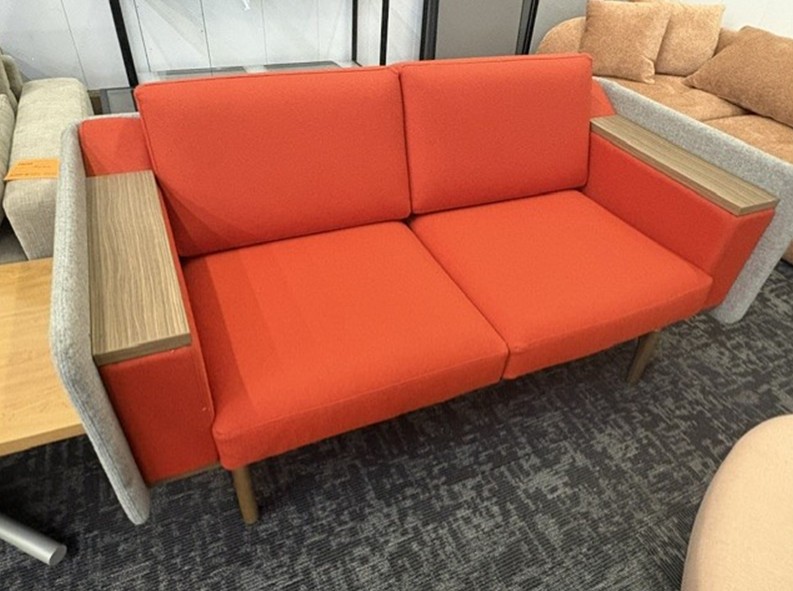 Used lounge chair-Tacoma